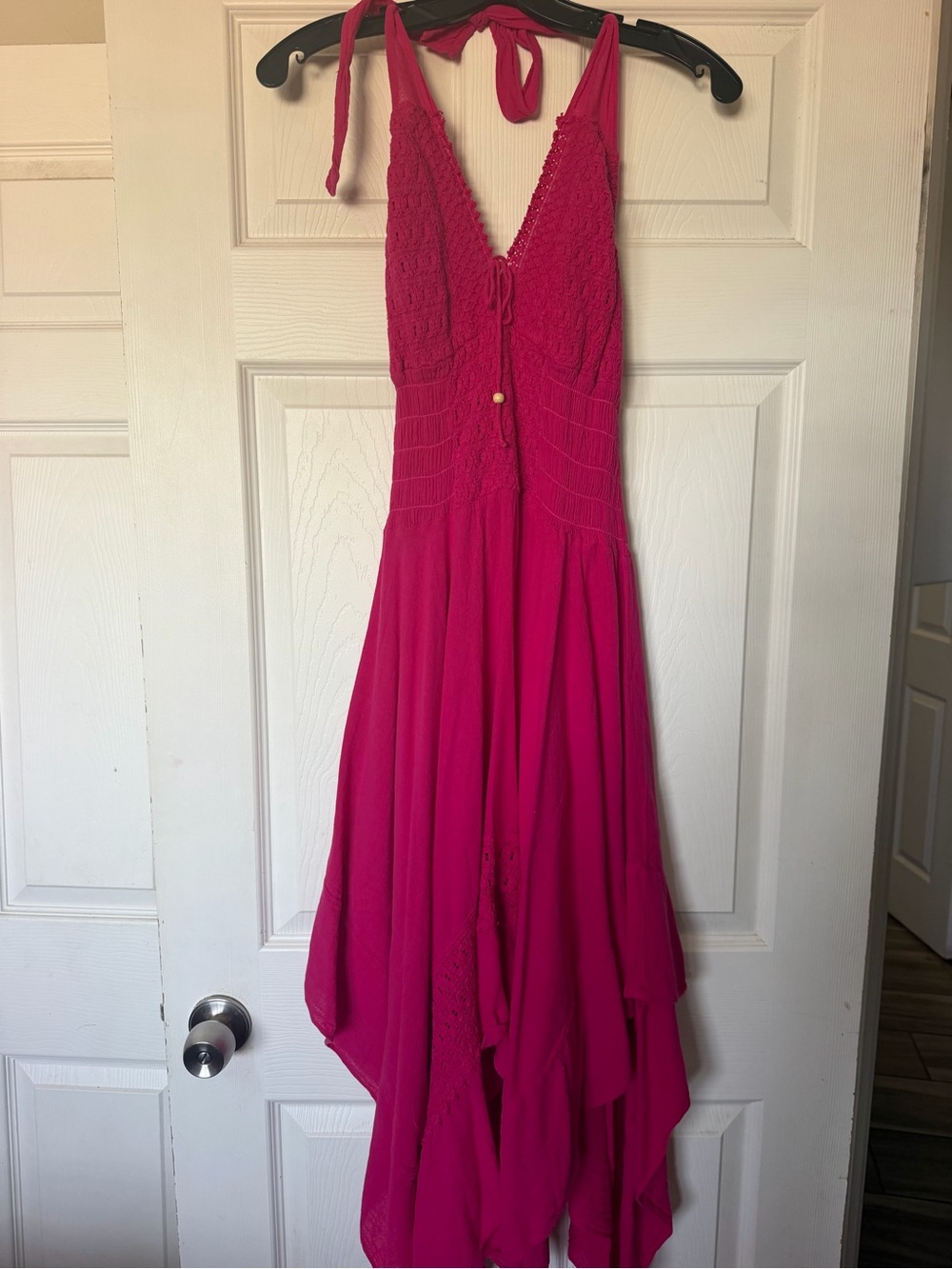 Women's Halter Midi Dress - Fuchsia Pink